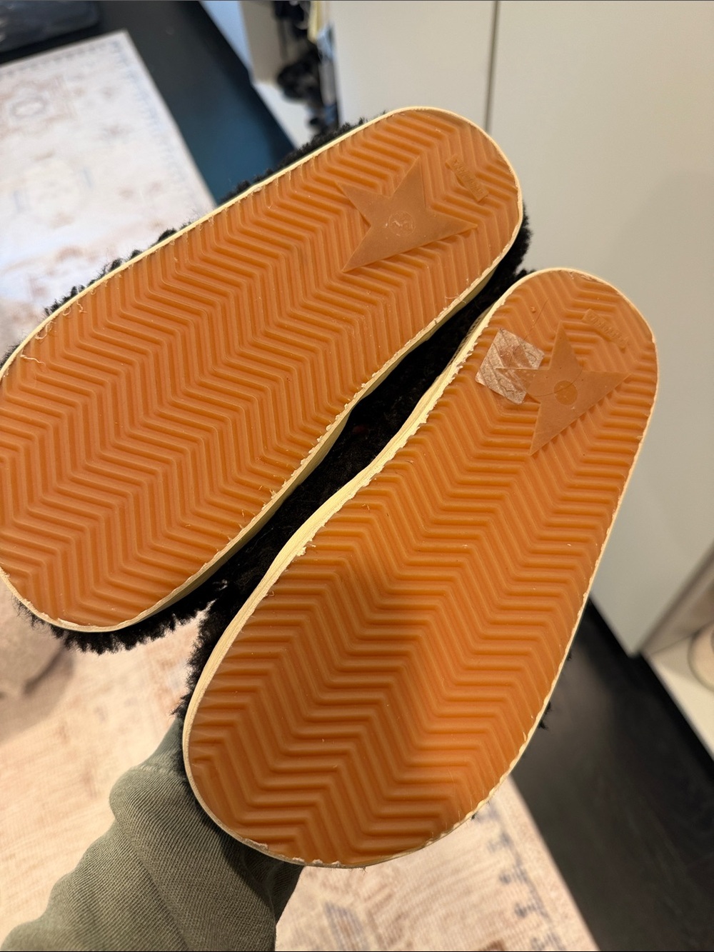 Golden Goose Black Faux Shearling Slide Slippers - Picture 3 of 6